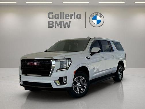 2022 GMC Yukon XL SLE