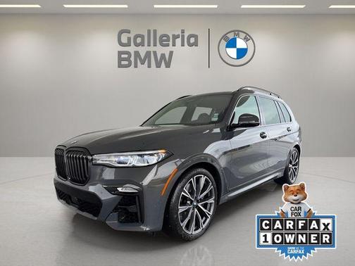 2021 BMW X7 M50i