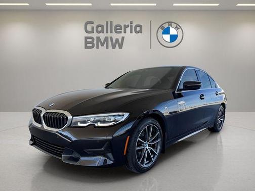 2019 BMW 330 i