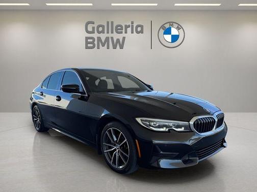2019 BMW 330 i