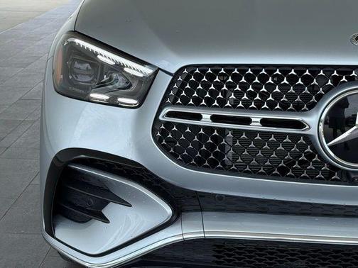 2025 Mercedes-Benz GLE 450e 4MATIC