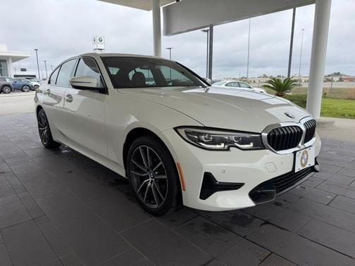 2022 BMW 330 i xDrive