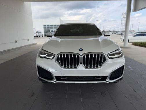 2022 BMW X6 xDrive40i