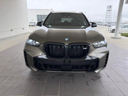 2025 BMW X5 M60i