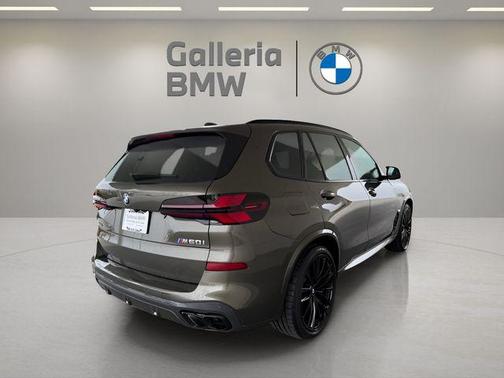 2025 BMW X5 M60i