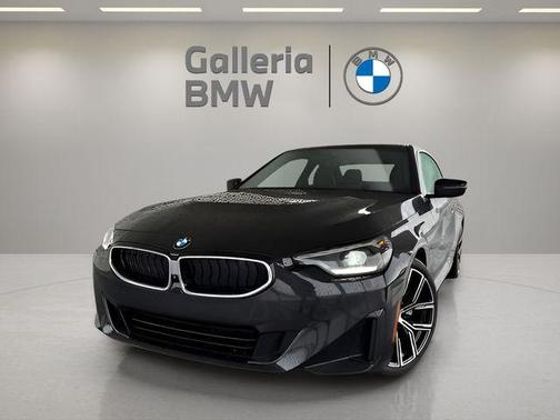 2022 BMW 230 i