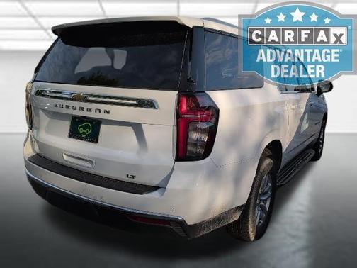 Summit White 2024 Chevrolet Suburban LT