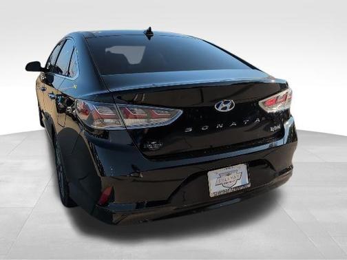 2019 Hyundai SONATA Hybrid Limited