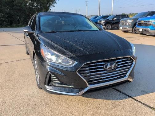 2019 Hyundai SONATA Hybrid Limited
