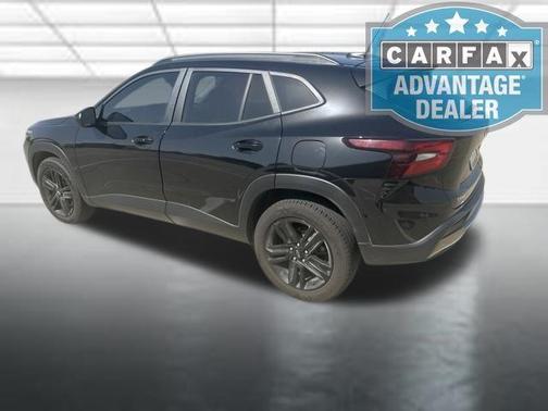 Mosaic Black Metallic 2024 Chevrolet Trax ACTIV