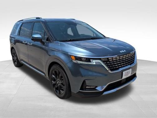 2022 Kia Carnival SX