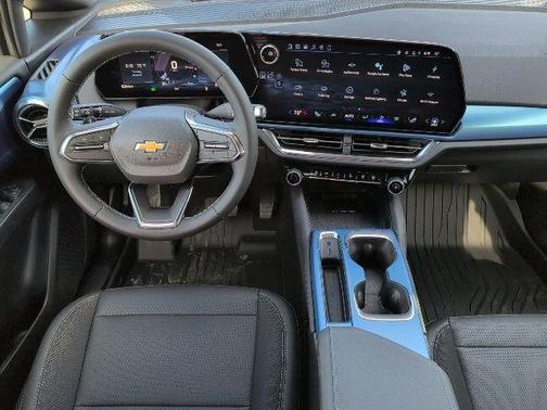 2026 Chevrolet Equinox EV LT 2