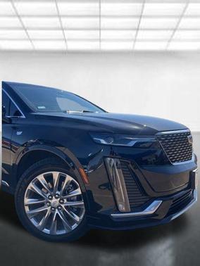 2023 Cadillac XT6 Premium Luxury FWD