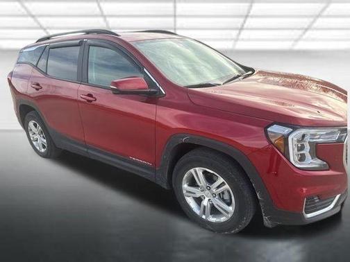 Cayenne Red Tintcoat 2022 GMC Terrain SLE