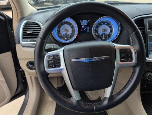 2012 Chrysler 300 Limited