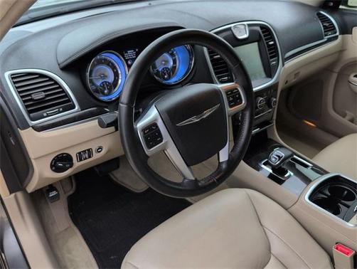 2012 Chrysler 300 Limited