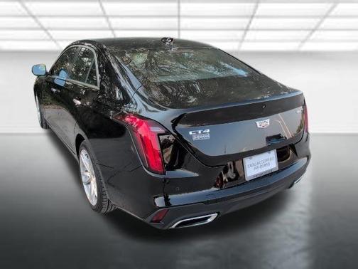2024 Cadillac CT4 Luxury