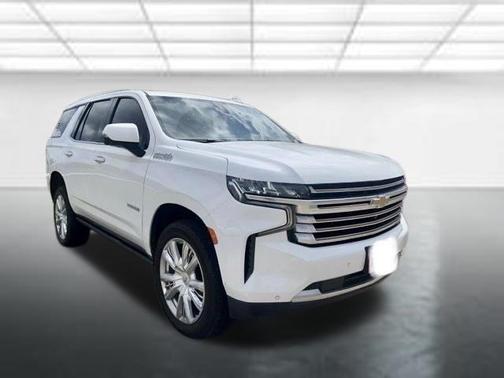 Summit White 2022 Chevrolet Tahoe High Country