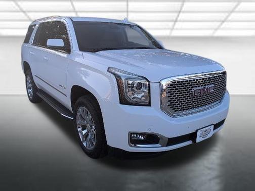 2017 GMC Yukon SLT