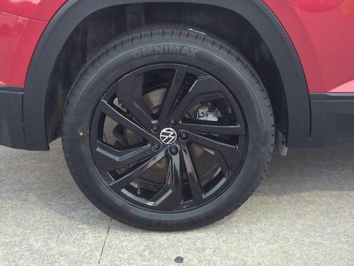 2022 Volkswagen Atlas 3.6L SE w/Technology