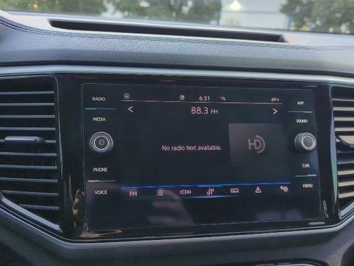 2022 Volkswagen Atlas 3.6L SE w/Technology