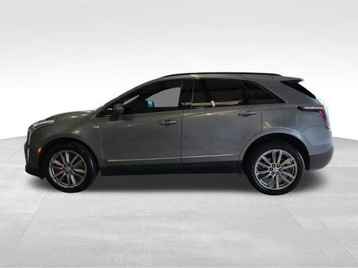 2022 Cadillac XT5 Sport