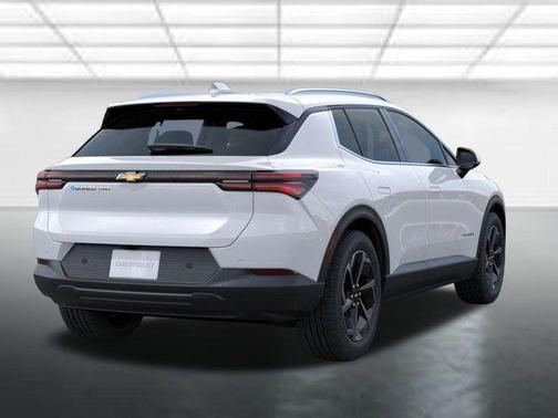 2026 Chevrolet Equinox EV LT 2