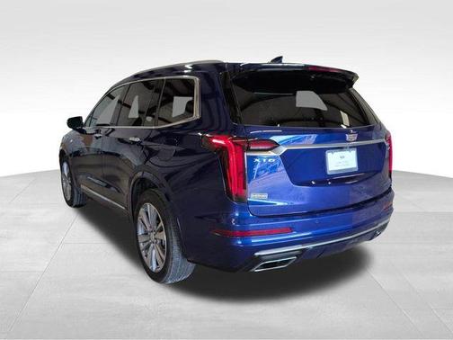2024 Cadillac XT6 Premium Luxury FWD