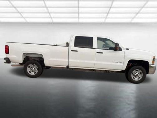 Summit White 2018 Chevrolet Silverado 2500 WT