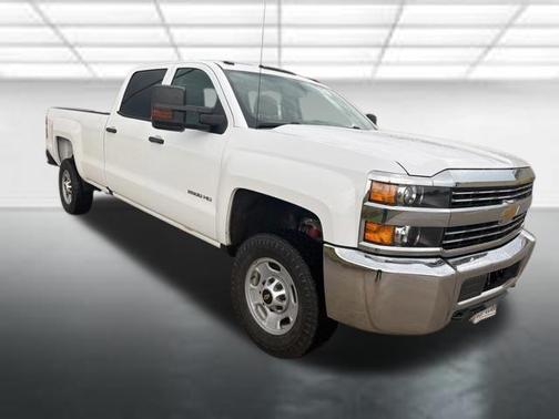 Summit White 2018 Chevrolet Silverado 2500 WT