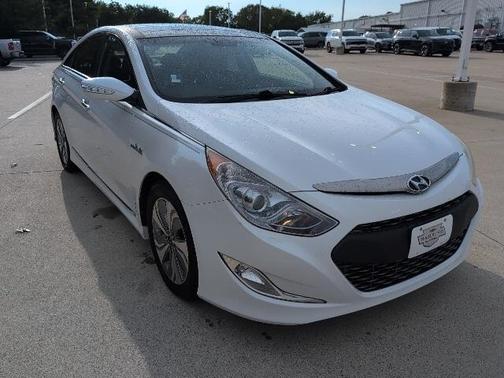 2015 Hyundai SONATA Hybrid Limited