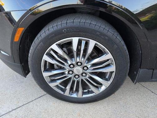 2017 Cadillac XT5 Premium Luxury