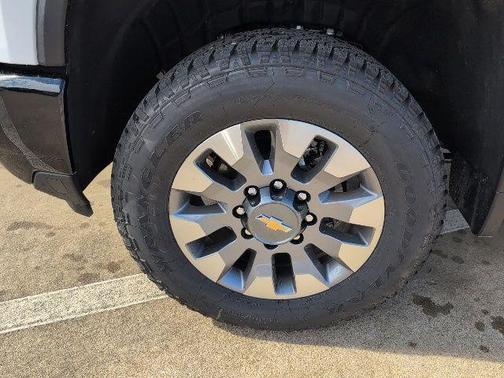 2026 Chevrolet Silverado 2500 Custom