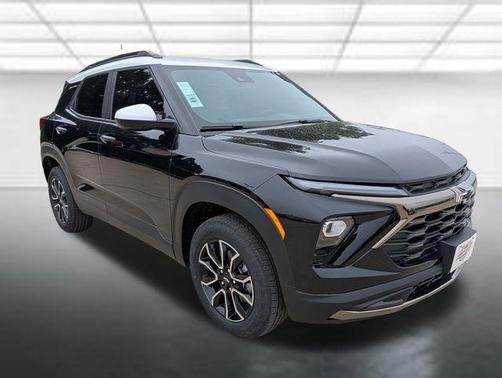 Mosaic Black Metallic 2026 Chevrolet Trailblazer ACTIV