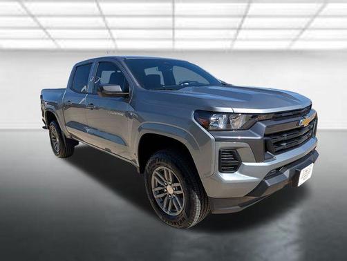 Sterling Gray Metallic 2026 Chevrolet Colorado LT