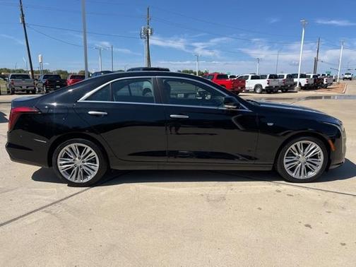2025 Cadillac CT4 Premium Luxury