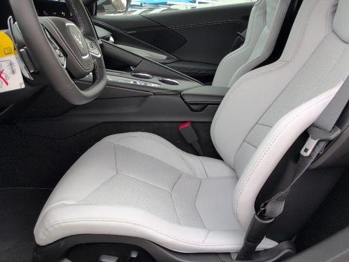 2026 Chevrolet Corvette Stingray w/1LT