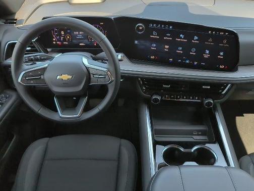 2025 Chevrolet Tahoe LS