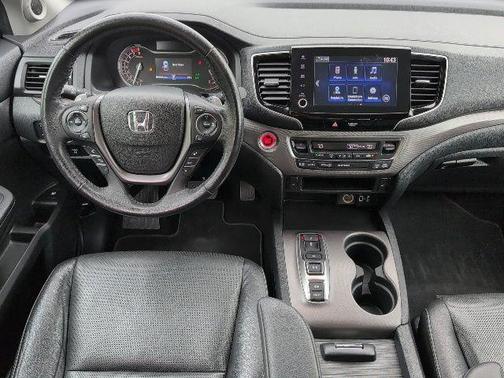 Crystal Black Pearl 2022 Honda Ridgeline RTL