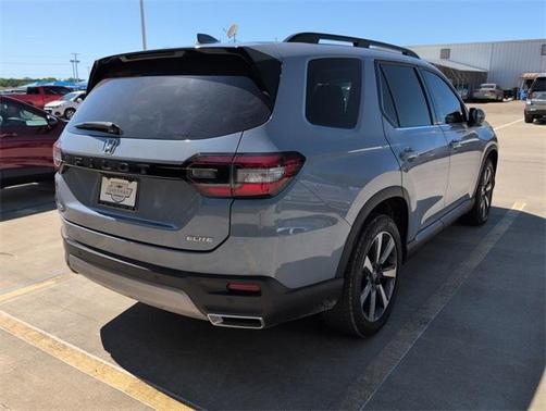 2023 Honda Pilot Elite