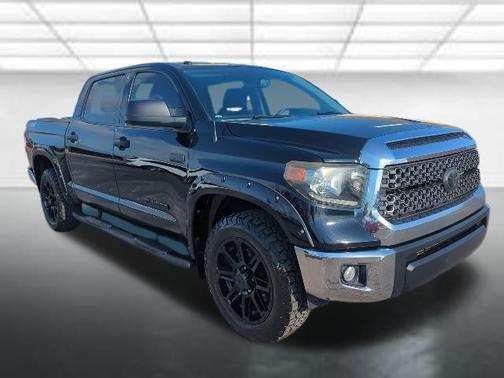 2018 Toyota Tundra SR5