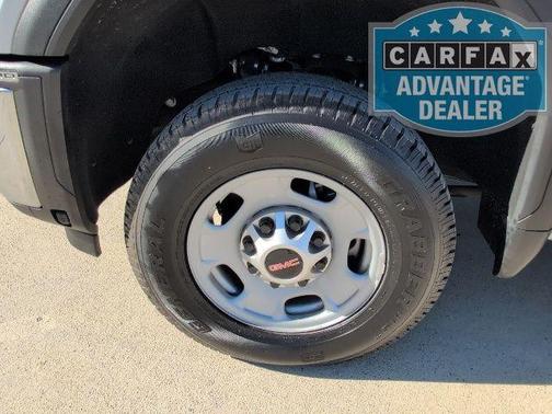 2024 GMC Sierra 2500 Pro