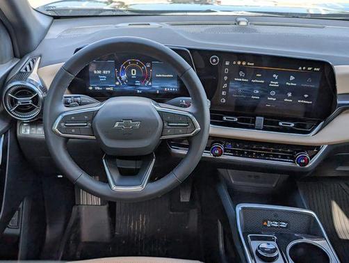Mosaic Black Metallic 2026 Chevrolet Equinox ACTIV