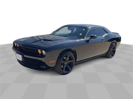 2022 Dodge Challenger SXT