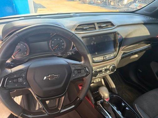 Summit White 2023 Chevrolet Trailblazer RS