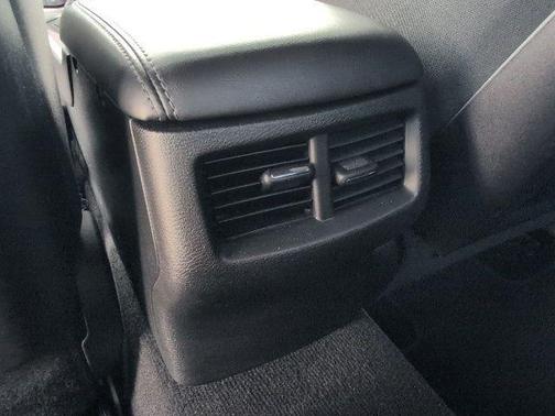 Octane Red Pearlcoat 2019 Dodge Challenger SXT