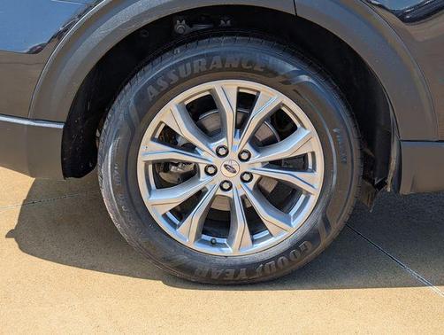 Black Metallic 2023 Ford Explorer Limited