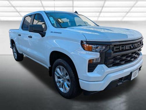 Summit White 2026 Chevrolet Silverado 1500 Custom