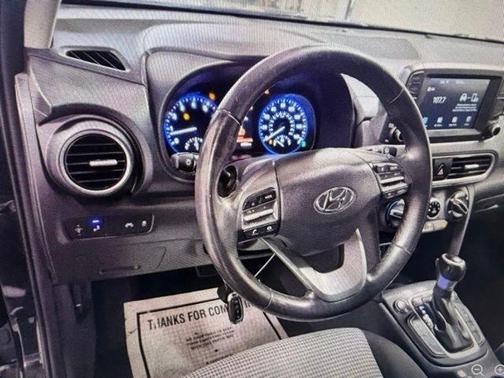 2021 Hyundai KONA SEL Plus