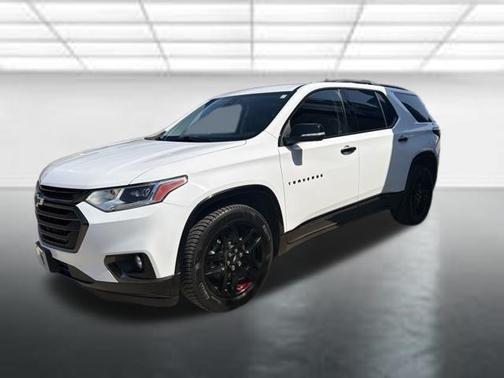 Summit White 2021 Chevrolet Traverse Premier
